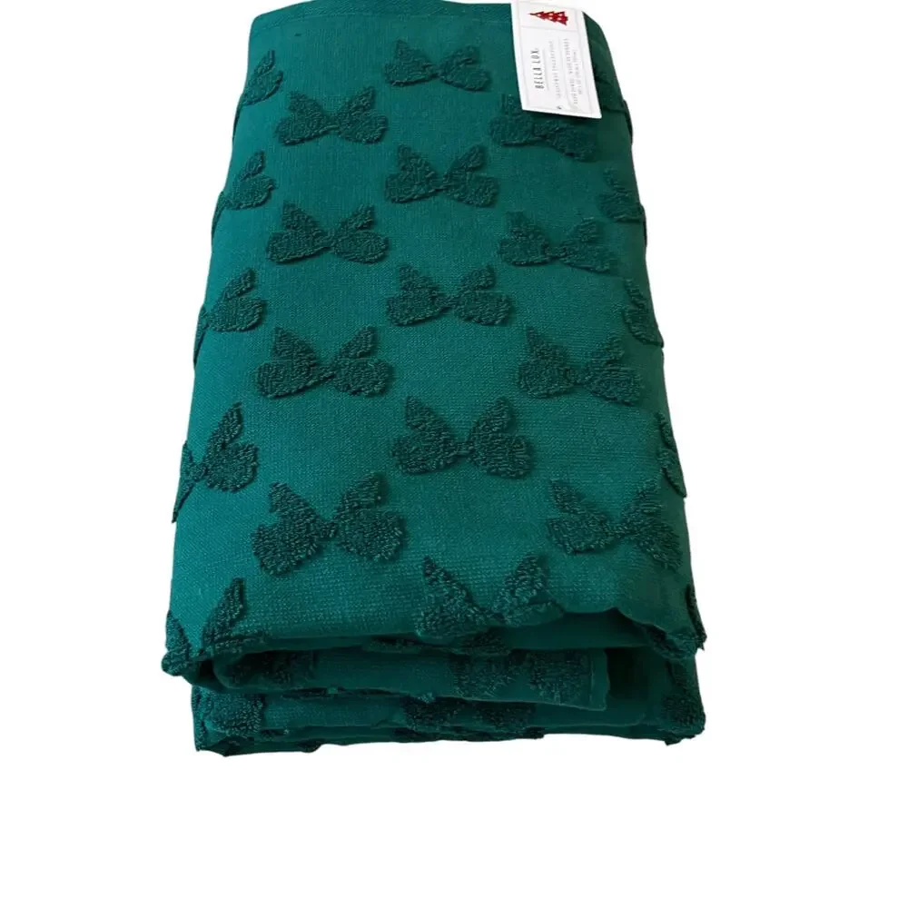 Bella Lux Christmas Bows Bath Towel Set of 2 Chic Holiday Green Bathroom Decor